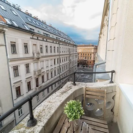 Upp Design Апартаменты